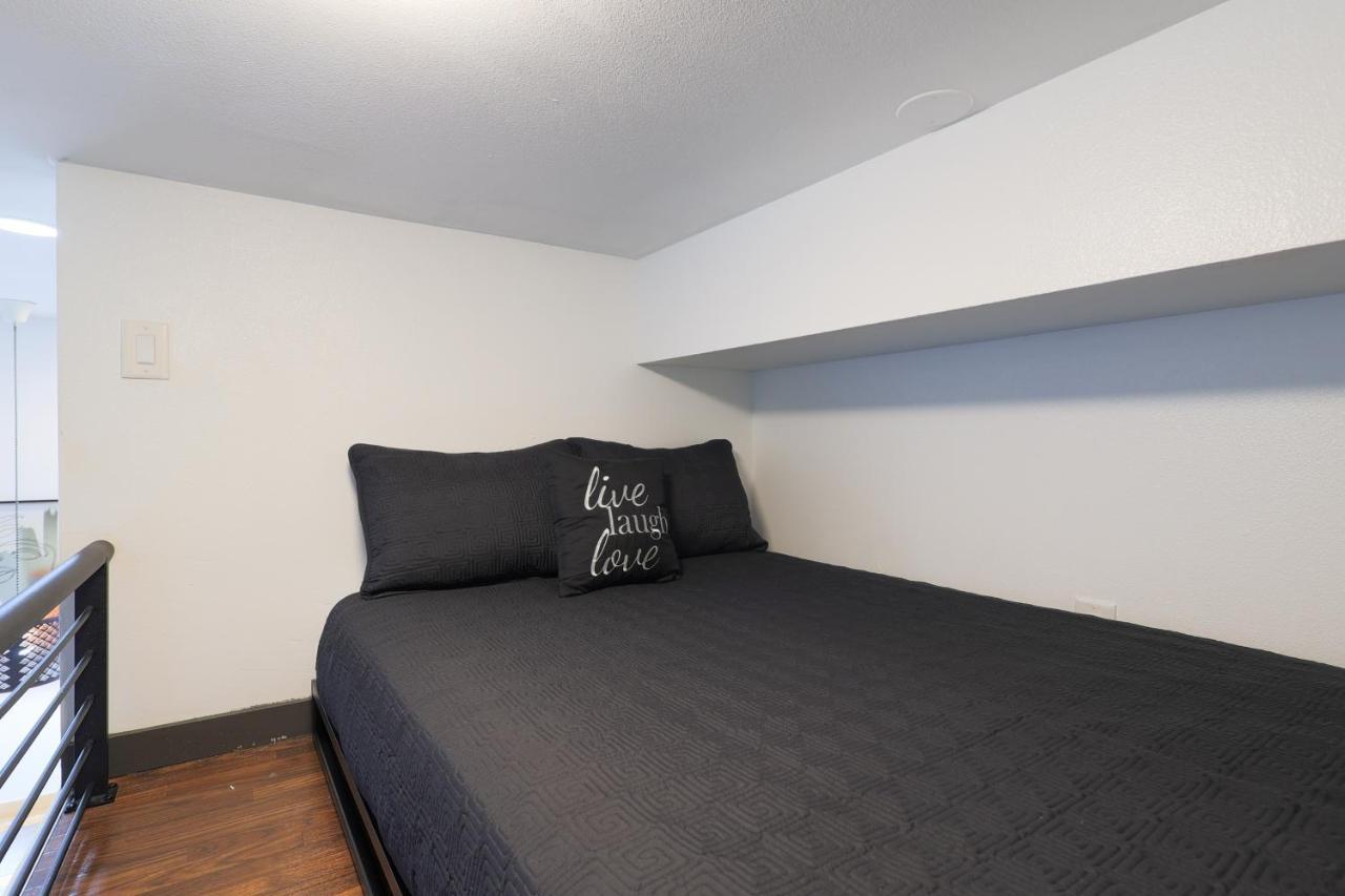 Old West Studio Lofts West Tampa Esterno foto