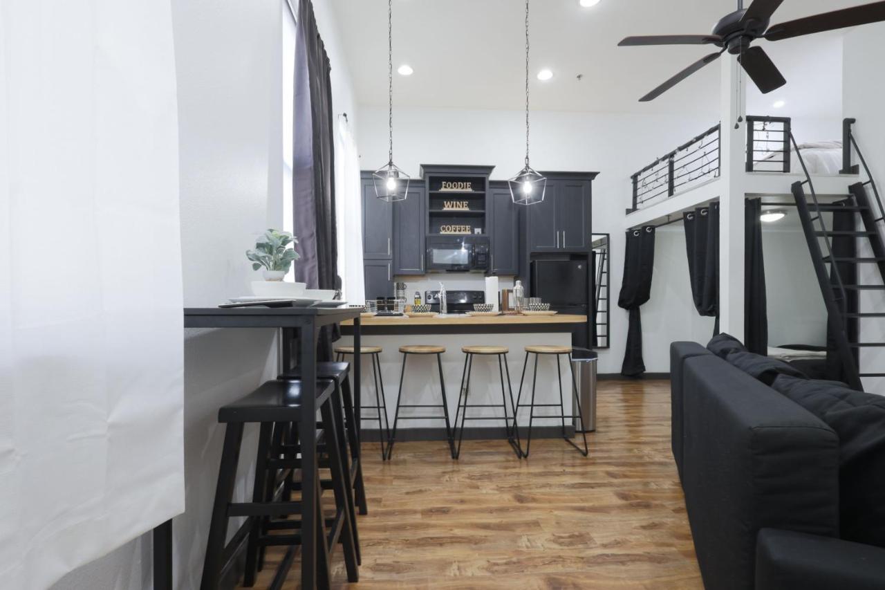 Old West Studio Lofts West Tampa Esterno foto